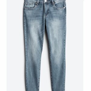 STS Blue midrise finished hem ankle jean size 8